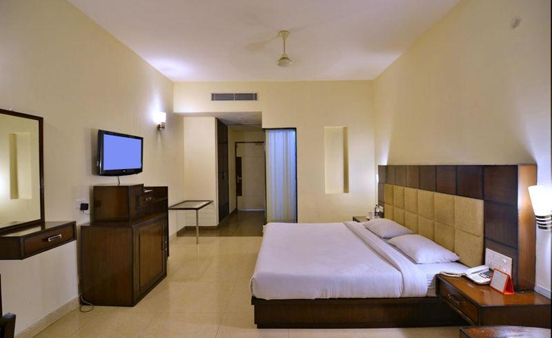 Eagle Motel Rājpura Kültér fotó
